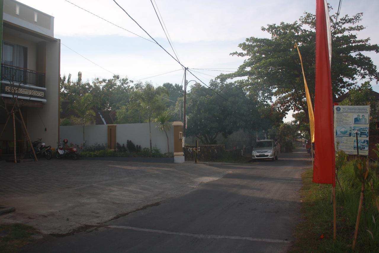 Hotel Mandari Pabean Buleleng Exterior foto