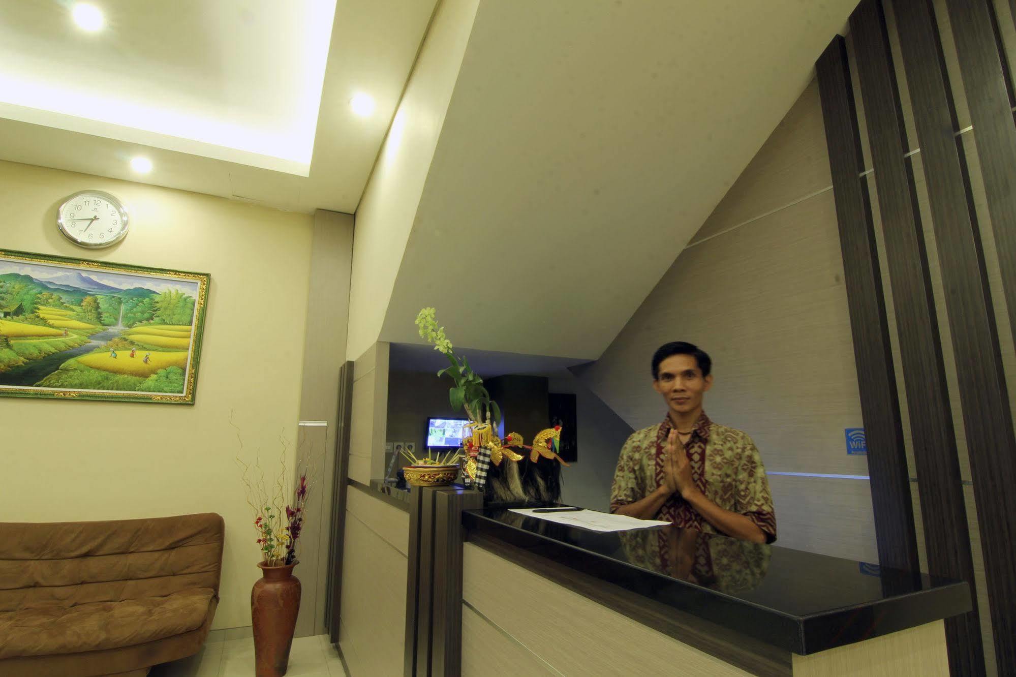 Hotel Mandari Pabean Buleleng Exterior foto
