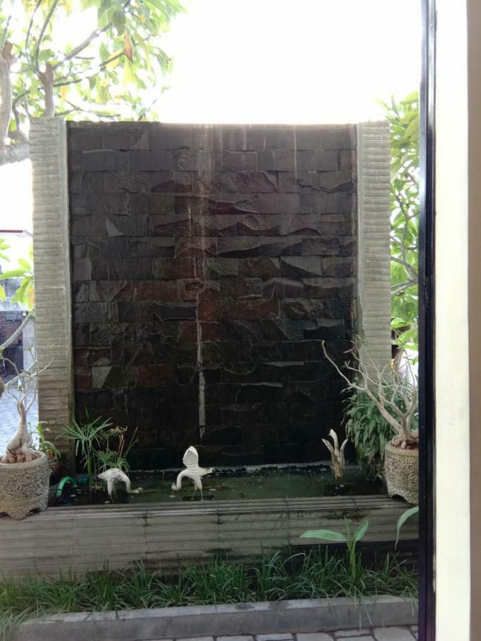 Hotel Mandari Pabean Buleleng Exterior foto